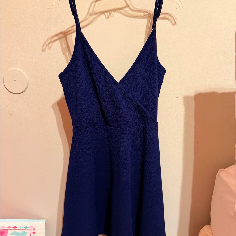 Elegant Navy Blue Sleeveless Dress